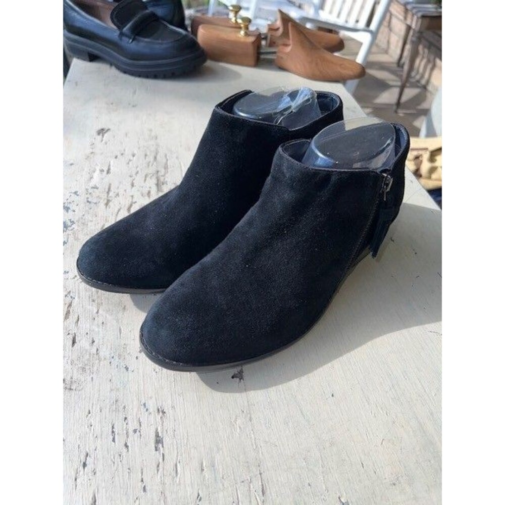 Vionic Women Serena Boot Size 9M Bootie Black Suede Low Block Heel Comfy